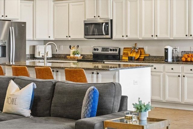 411 Chickadee Street, Crestview, FL 32539