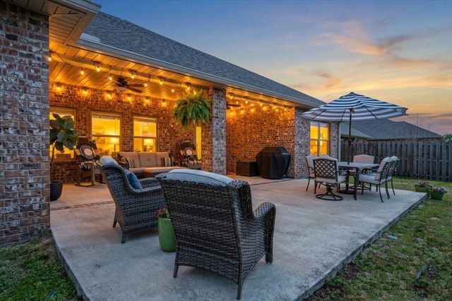 411 Chickadee Street, Crestview, FL 32539