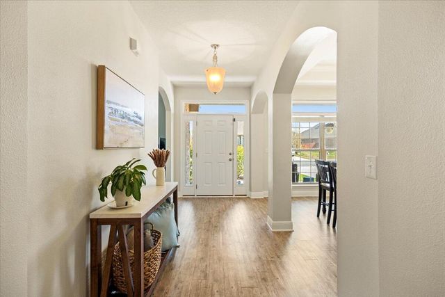 411 Chickadee Street, Crestview, FL 32539