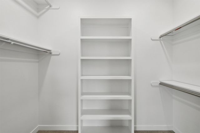 15536 Rocklyn Place, Clive, IA 50325