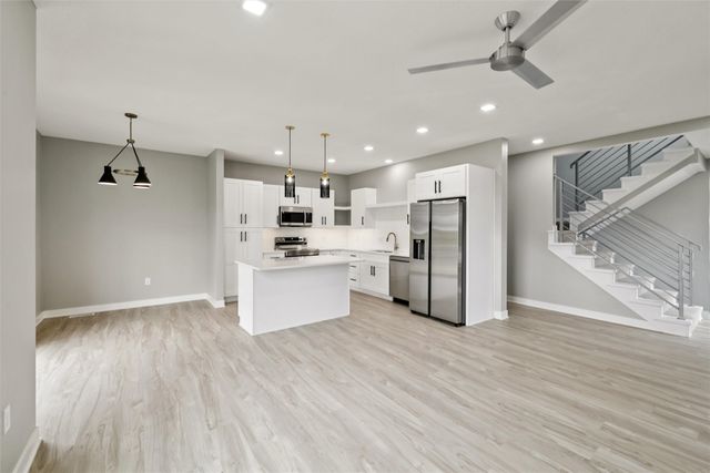 15536 Rocklyn Place, Clive, IA 50325