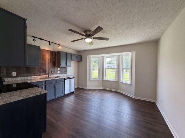 3849 Hearthstone Dr, Chapel Hill, TN 37034