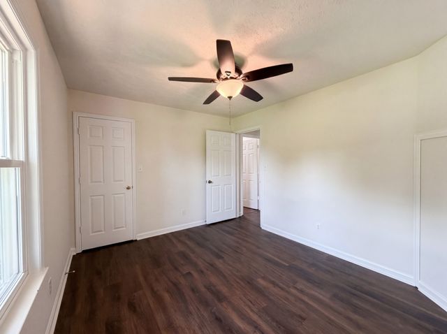 3849 Hearthstone Dr, Chapel Hill, TN 37034
