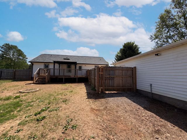 3849 Hearthstone Dr, Chapel Hill, TN 37034