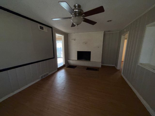 1805 Arrow Lane, Garland, TX 75042