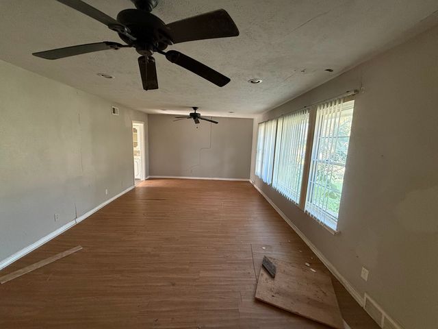 1805 Arrow Lane, Garland, TX 75042