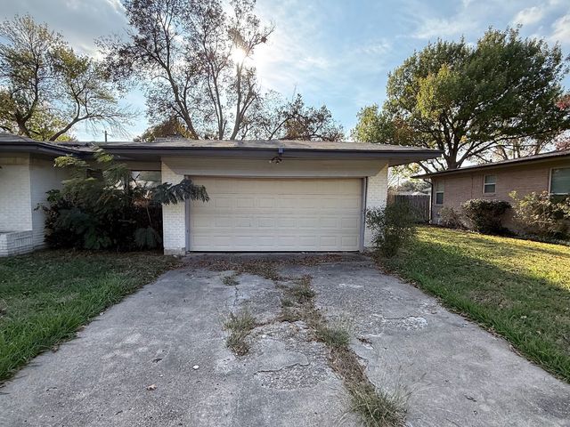 1805 Arrow Lane, Garland, TX 75042