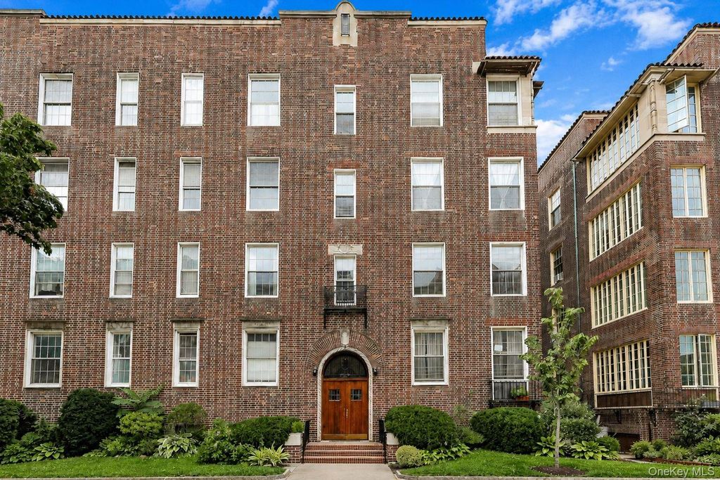 37-22 85th Street 31, Jackson Heights, NY 11372 — photo 2