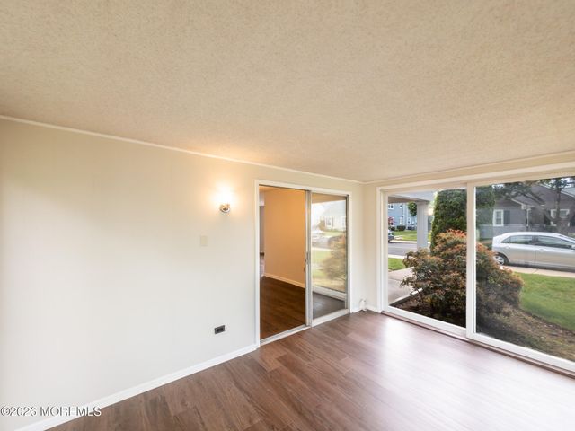 243C Mayflower Way, Monroe, NJ 08831