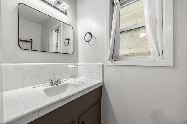 1312 Hancock Avenue, Pasadena, TX 77502