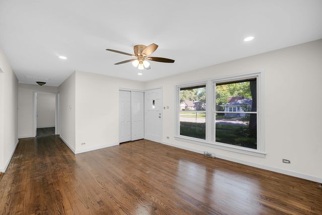 16801 Head Avenue, Hazel Crest, IL 60429
