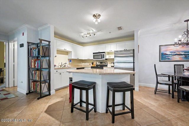 3591 KERNAN Boulevard 301, Jacksonville, FL 32224