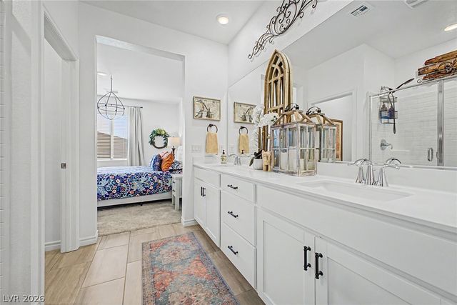290 Fossil Falls Street, Henderson, NV 89015