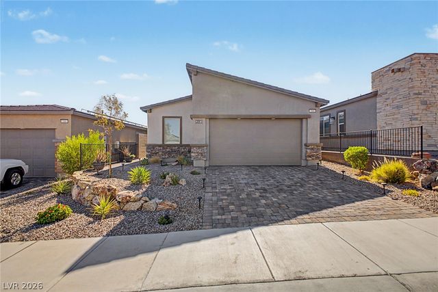 290 Fossil Falls Street, Henderson, NV 89015