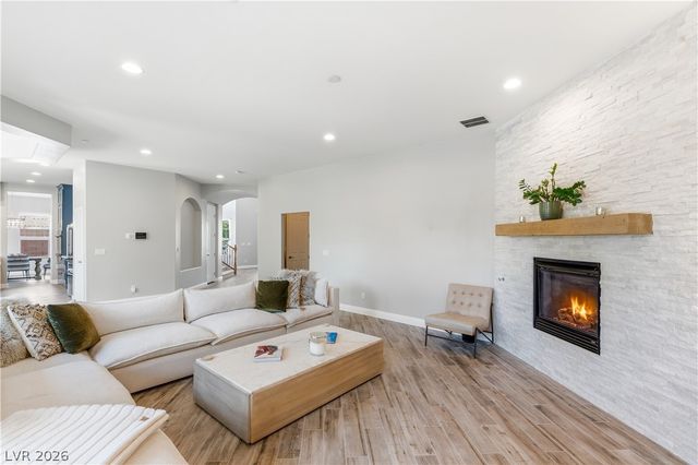 10224 Black Friar Court, Las Vegas, NV 89166