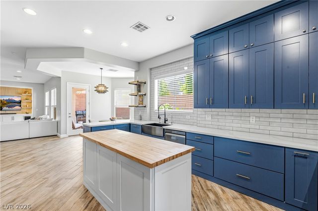 10224 Black Friar Court, Las Vegas, NV 89166