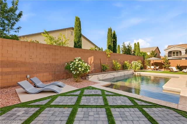 10224 Black Friar Court, Las Vegas, NV 89166