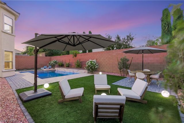 10224 Black Friar Court, Las Vegas, NV 89166