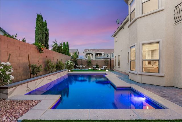 10224 Black Friar Court, Las Vegas, NV 89166
