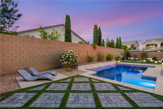 10224 Black Friar Court, Las Vegas, NV 89166