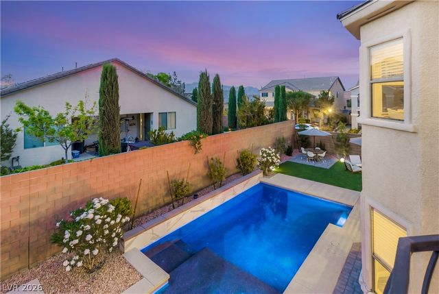 10224 Black Friar Court, Las Vegas, NV 89166