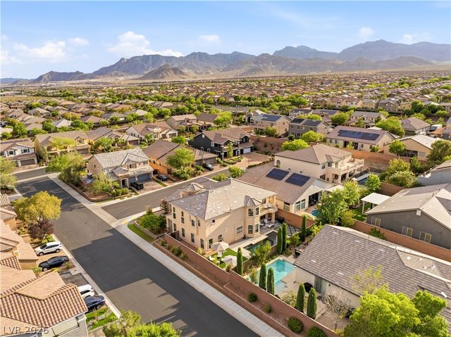 10224 Black Friar Court, Las Vegas, NV 89166