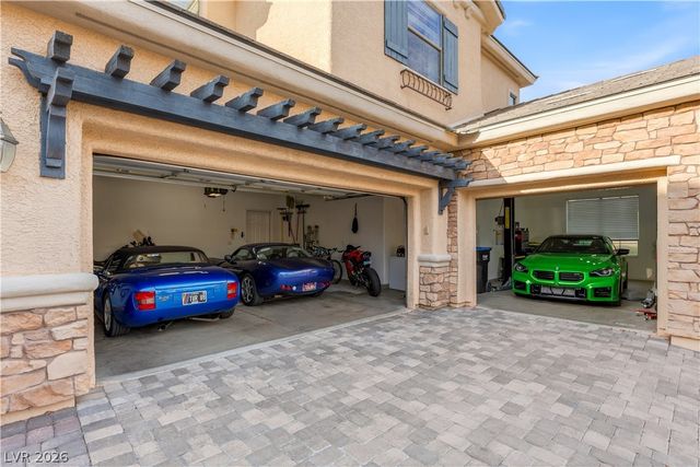 10224 Black Friar Court, Las Vegas, NV 89166