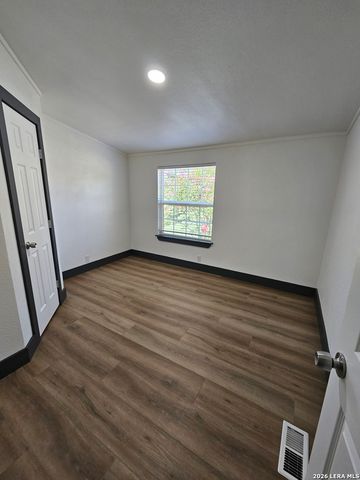 9008 Pocahontas, Spring Branch, TX 78070