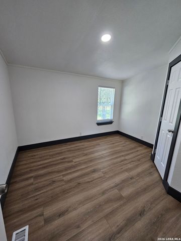 9008 Pocahontas, Spring Branch, TX 78070