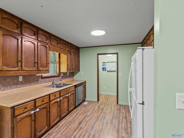 6195 Sand Valley Road, Attalla, AL 35954