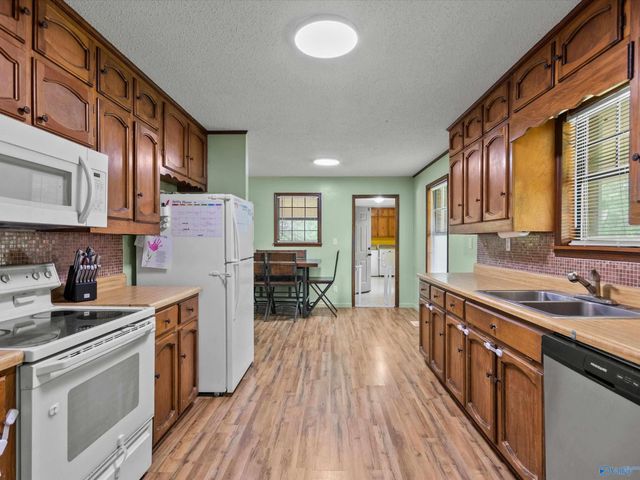 6195 Sand Valley Road, Attalla, AL 35954
