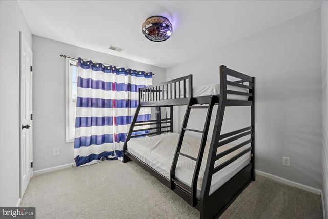 17 HILLVIEW CIR, Lansdowne, PA 19050