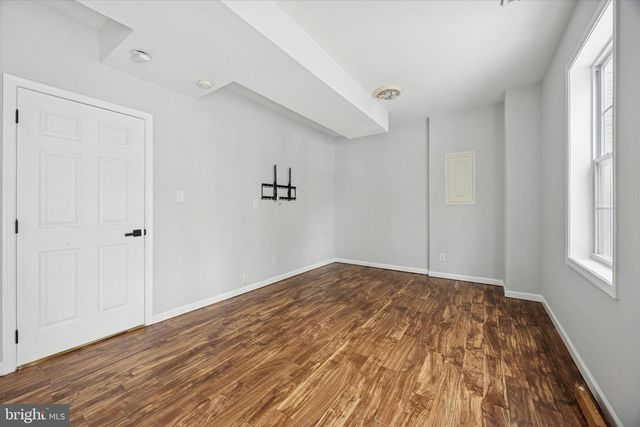 17 HILLVIEW CIR, Lansdowne, PA 19050