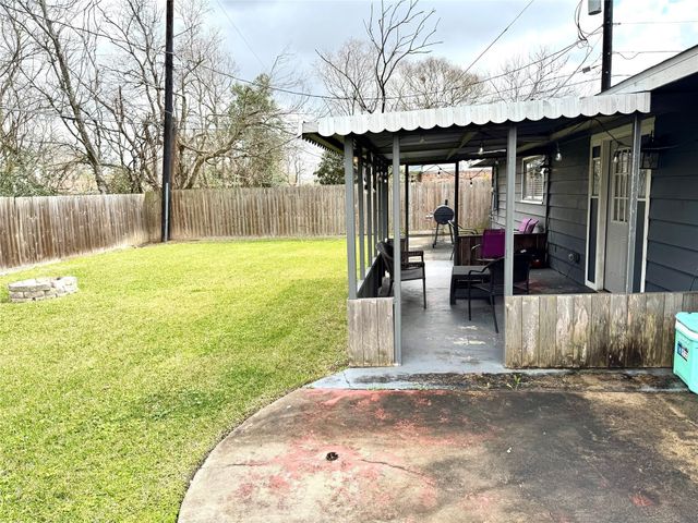 11311 Caribbean Lane, Houston, TX 77089