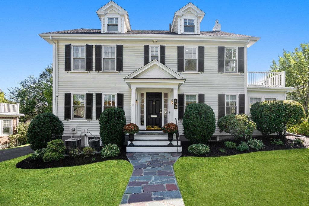 164 Common St, Belmont, MA 02478