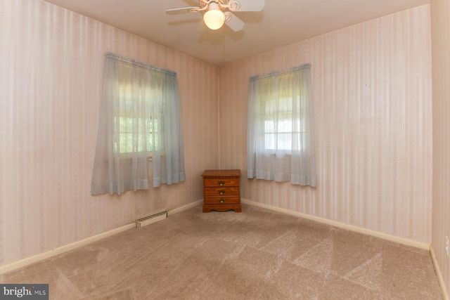 260 BEACON AVE, Paulsboro, NJ 08066