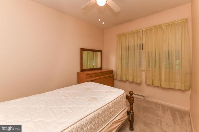 260 BEACON AVE, Paulsboro, NJ 08066