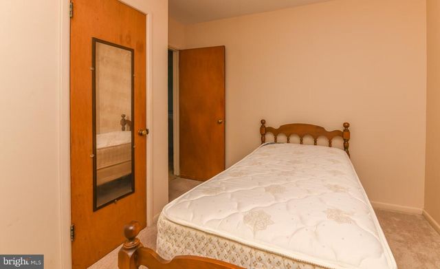 260 BEACON AVE, Paulsboro, NJ 08066