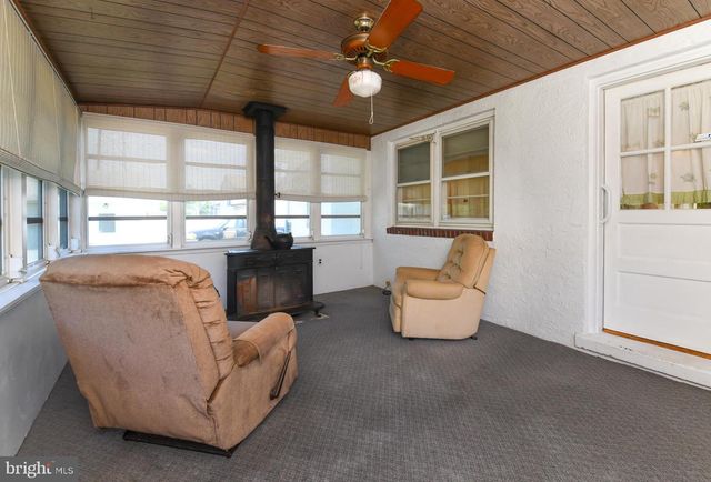 260 BEACON AVE, Paulsboro, NJ 08066