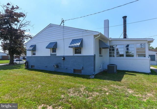 260 BEACON AVE, Paulsboro, NJ 08066