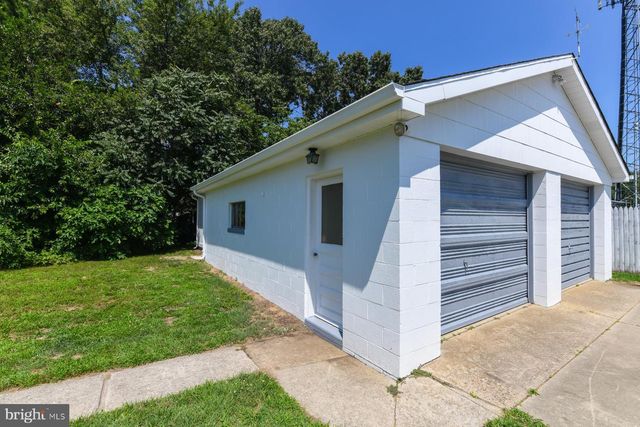 260 BEACON AVE, Paulsboro, NJ 08066