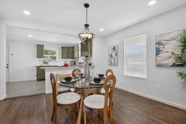 71 Crown Road, Willow Park, TX 76087