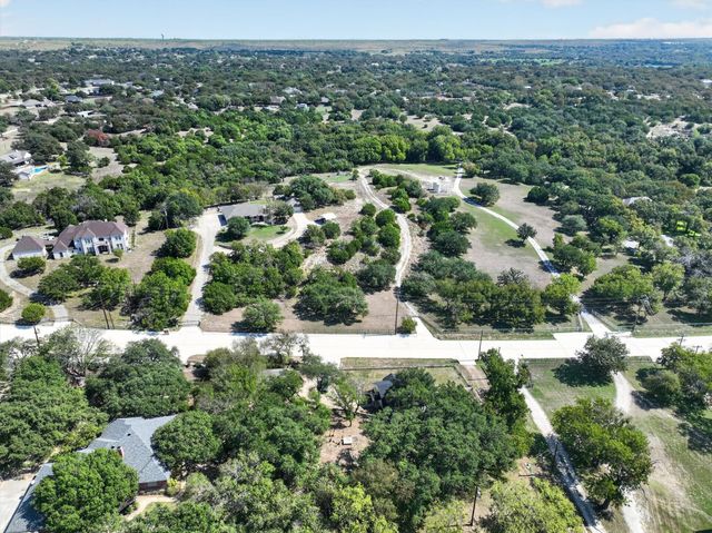 71 Crown Road, Willow Park, TX 76087