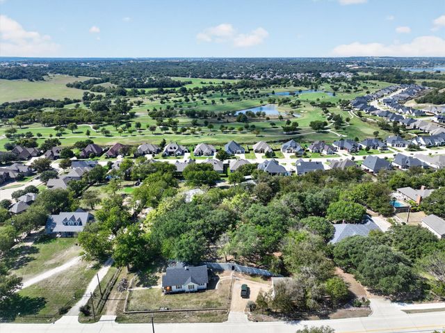 71 Crown Road, Willow Park, TX 76087