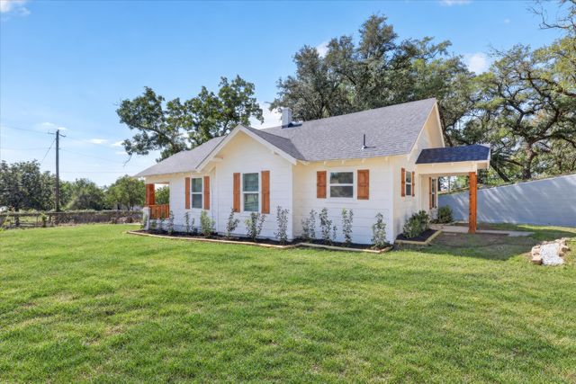 71 Crown Road, Willow Park, TX 76087
