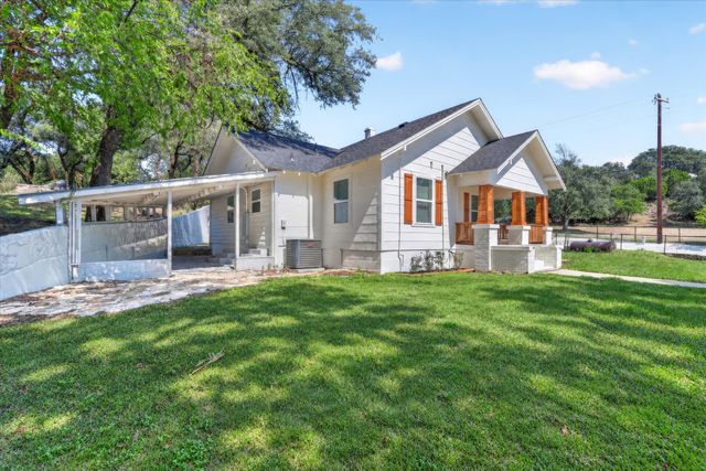 71 Crown Road, Willow Park, TX 76087