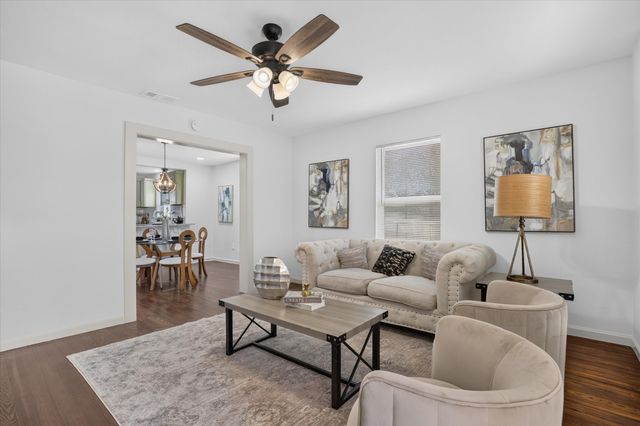 71 Crown Road, Willow Park, TX 76087