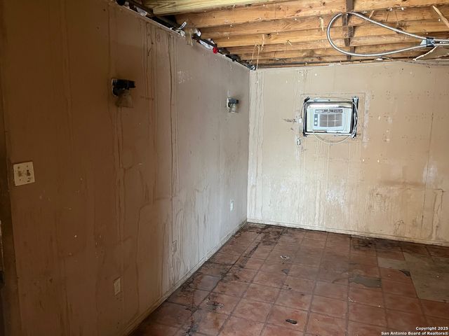 307 Cherry Ridge, San Antonio, TX 78213