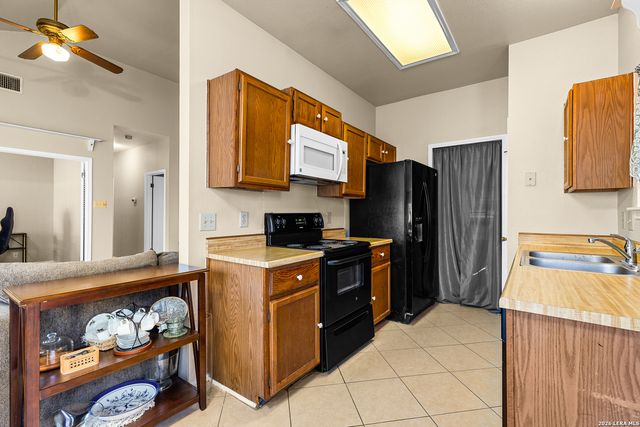 9411 Arbois, San Antonio, TX 78254