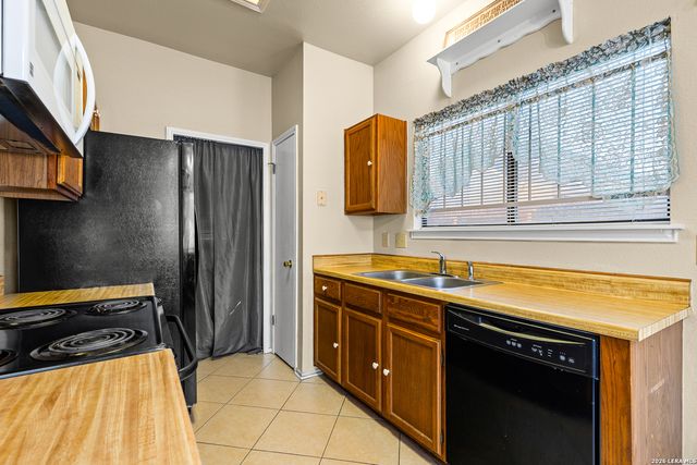 9411 Arbois, San Antonio, TX 78254